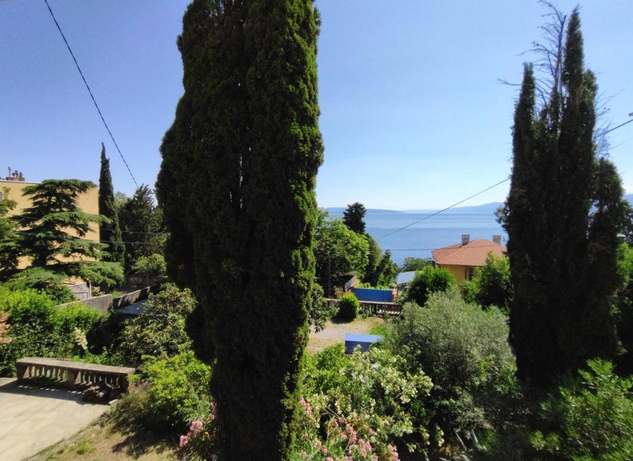 Apartment Villa Edmea 2 Rijeka Buitenkant foto